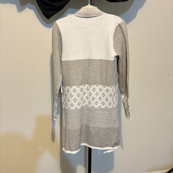 Evolution by Cyrus Stitch Fix Chiana Graphic Open Drape Cardigan Off White - Picture 4 of 13